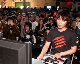 Illustration for article titled Street Fighter II or Street Fighter IV, Which Does Daigo Like Better?